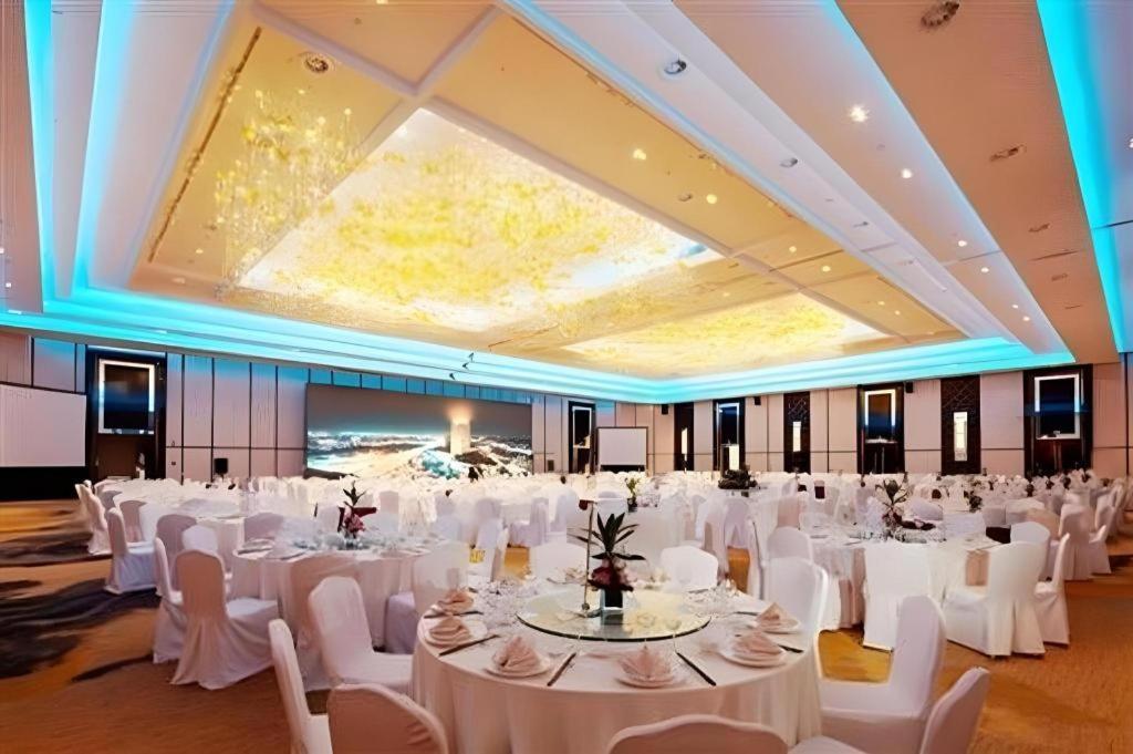 New Century Hangzhou Grand Hotel Exterior foto